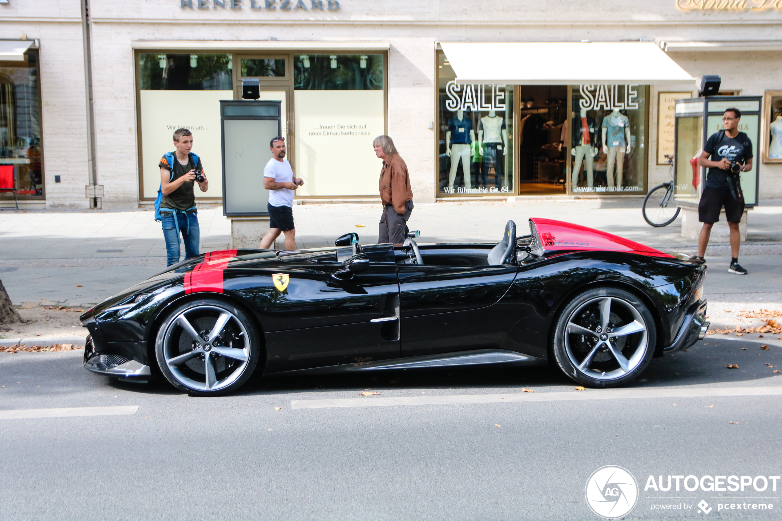 Primeur! Ferrari Monza SP1 gespot