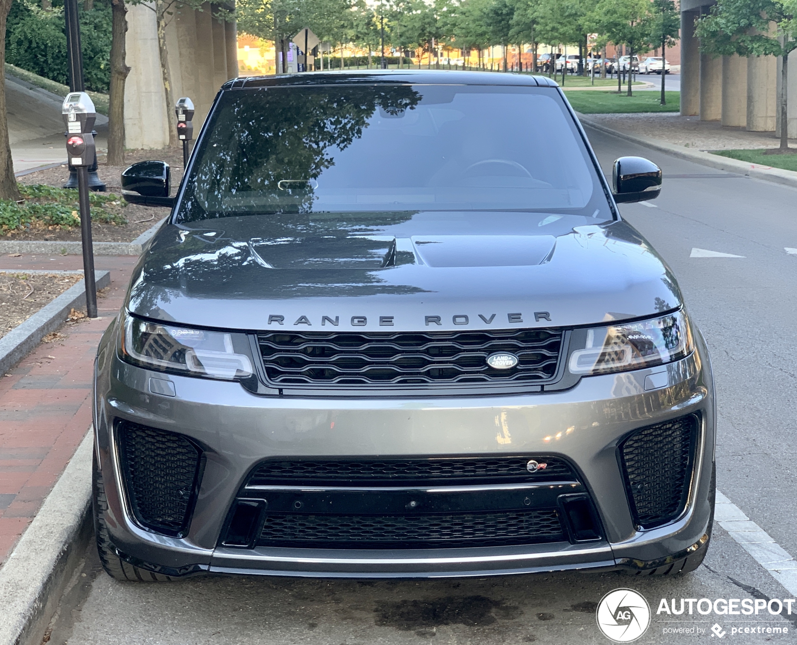 Land Rover Range Rover Sport SVR 2018