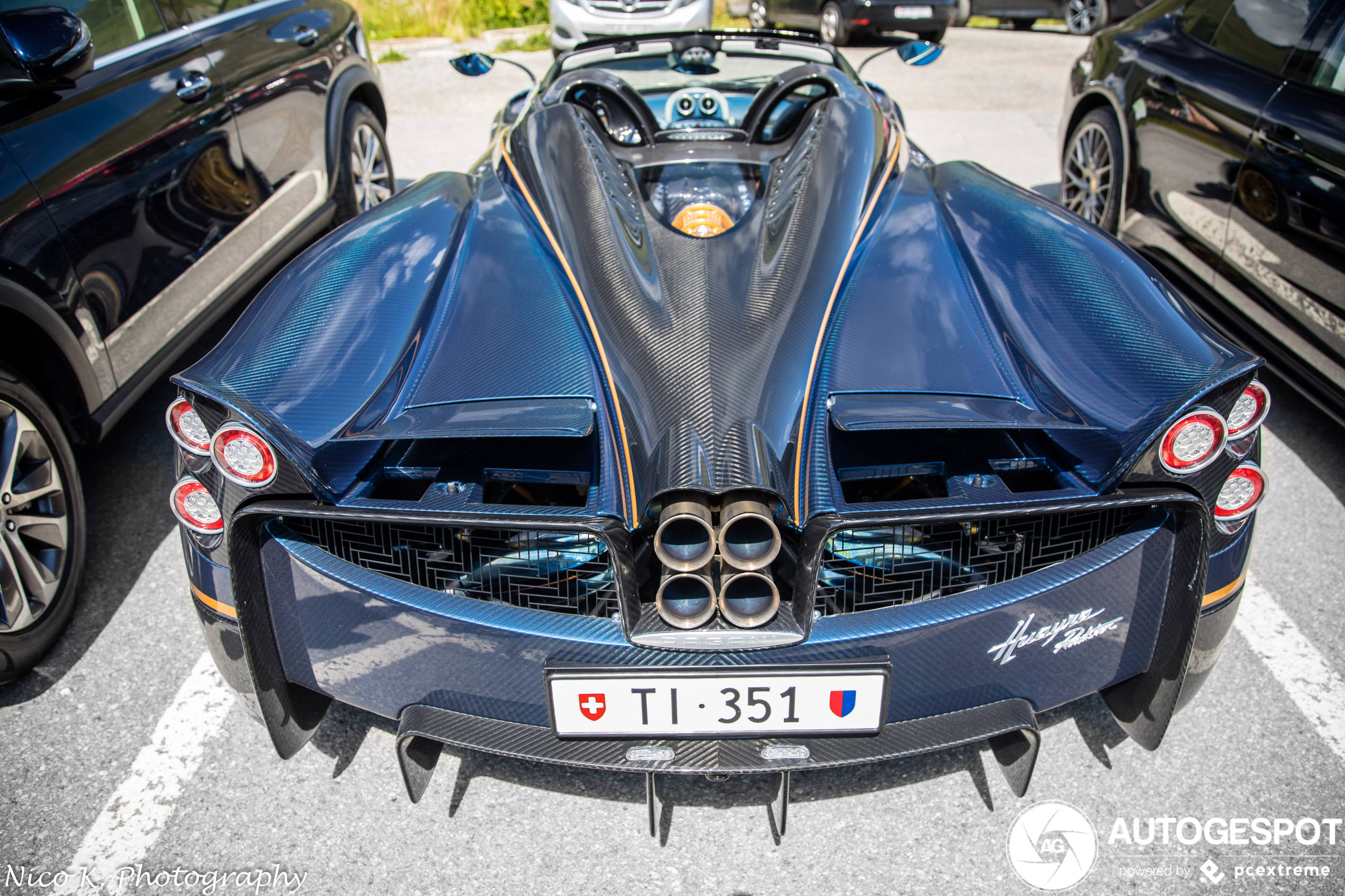 Pagani Huayra Roadster schittert onder Zwitserse zon