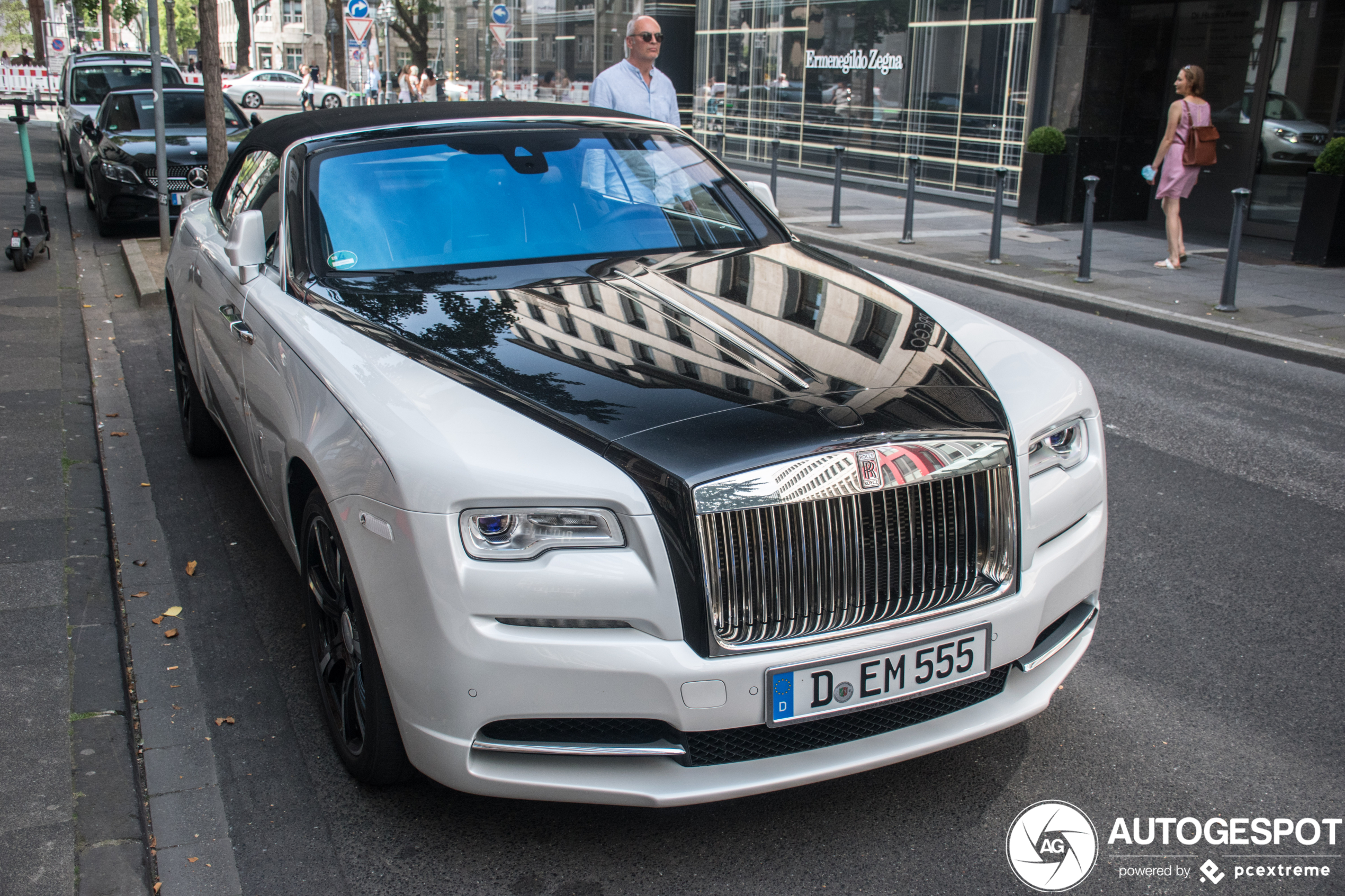 Rolls-Royce Dawn