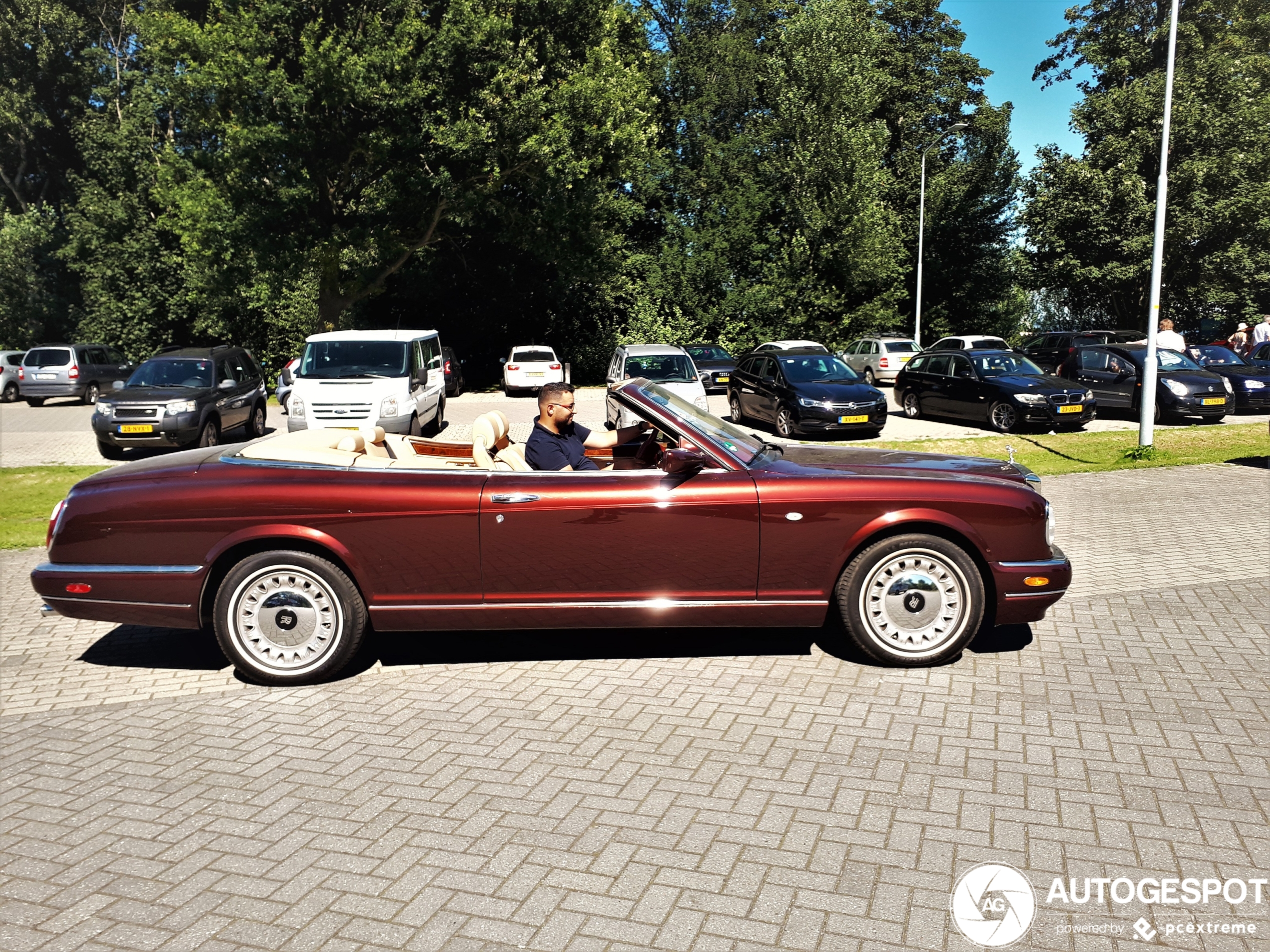 Dit is één van de laatste Rolls-Royces uit Crewe