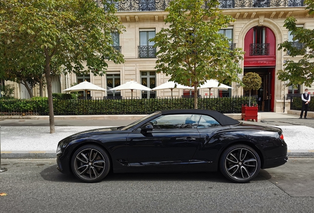 Bentley Continental GTC 2019