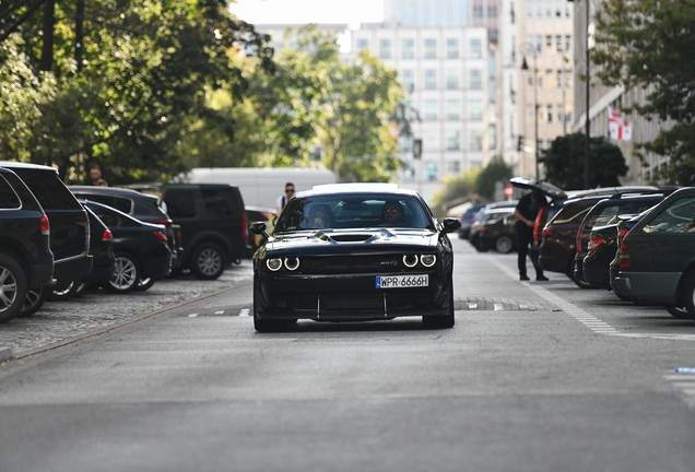 Dodge Challenger SRT Hellcat Widebody