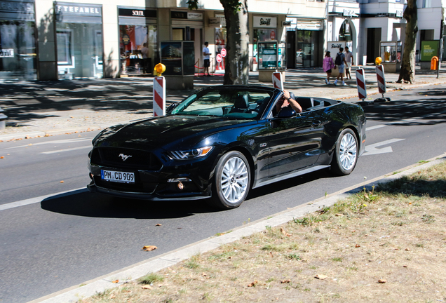 Ford Mustang GT Convertible 2015