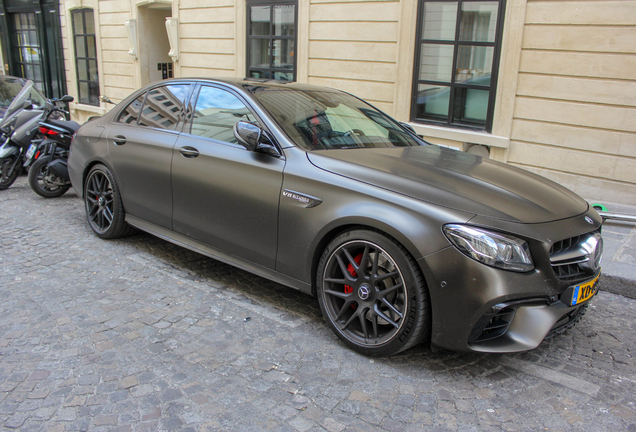 Mercedes-AMG E 63 S W213