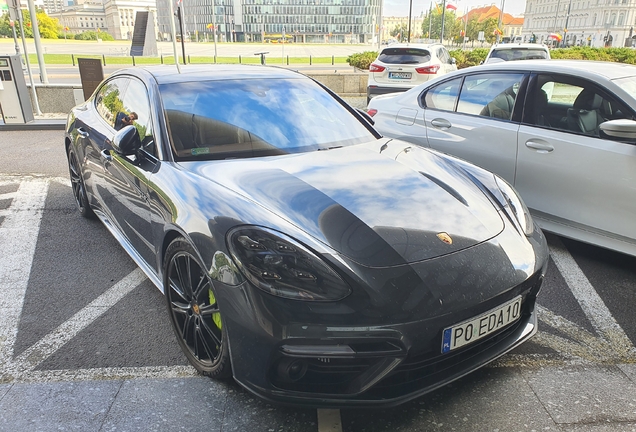 Porsche 971 Panamera Turbo S E-Hybrid