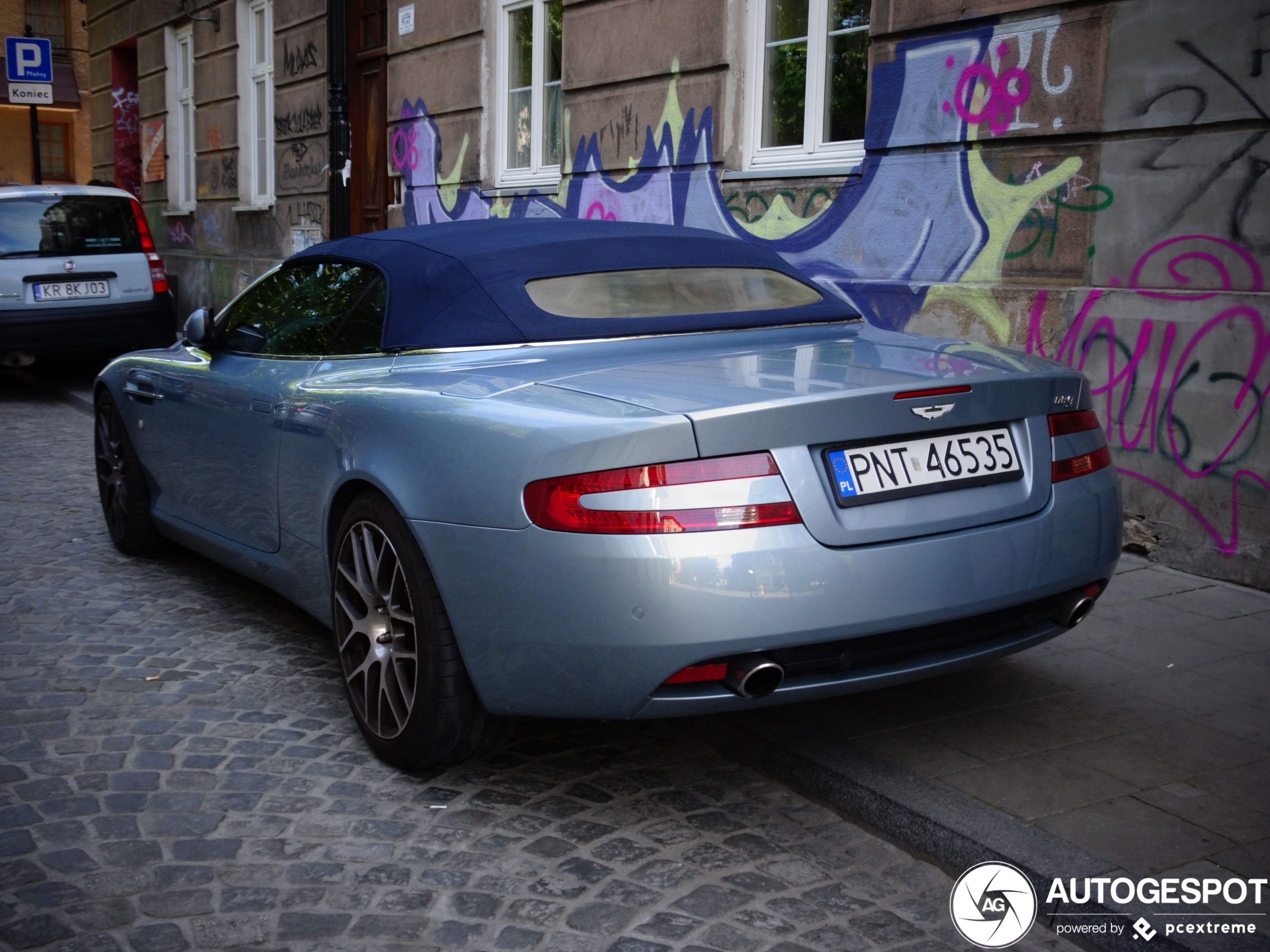 Aston Martin DB9 Volante