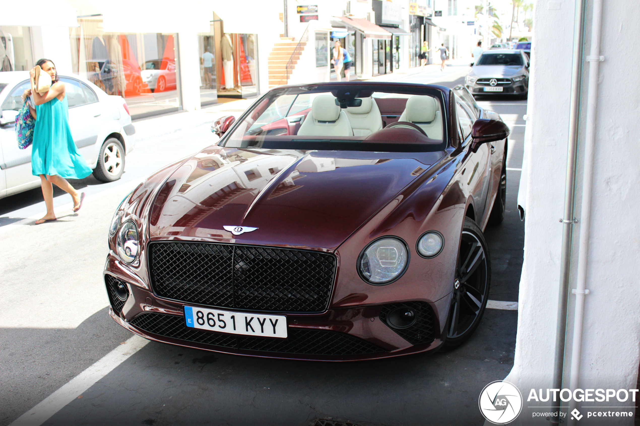 Bentley Continental GTC 2019