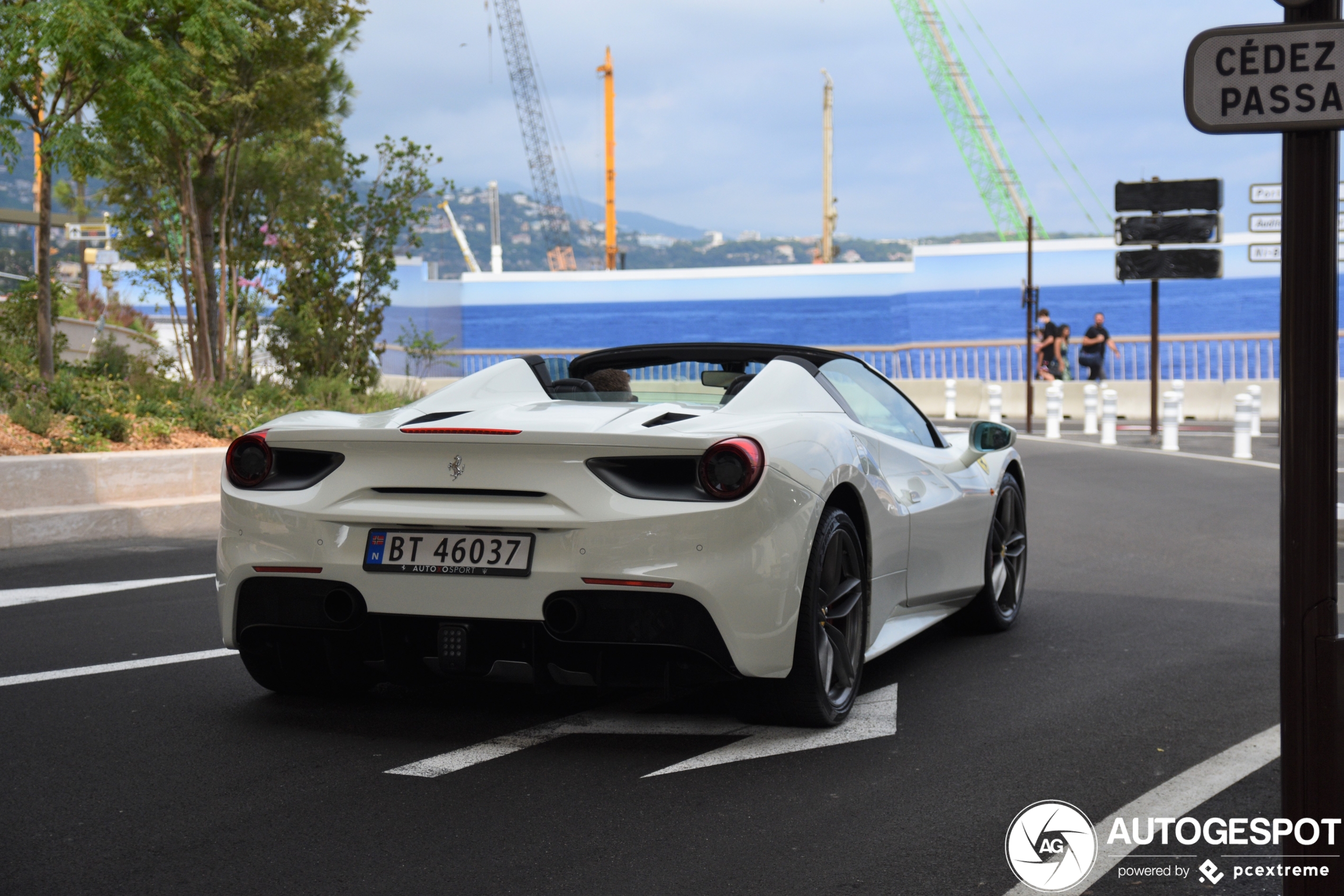 Ferrari 488 Spider