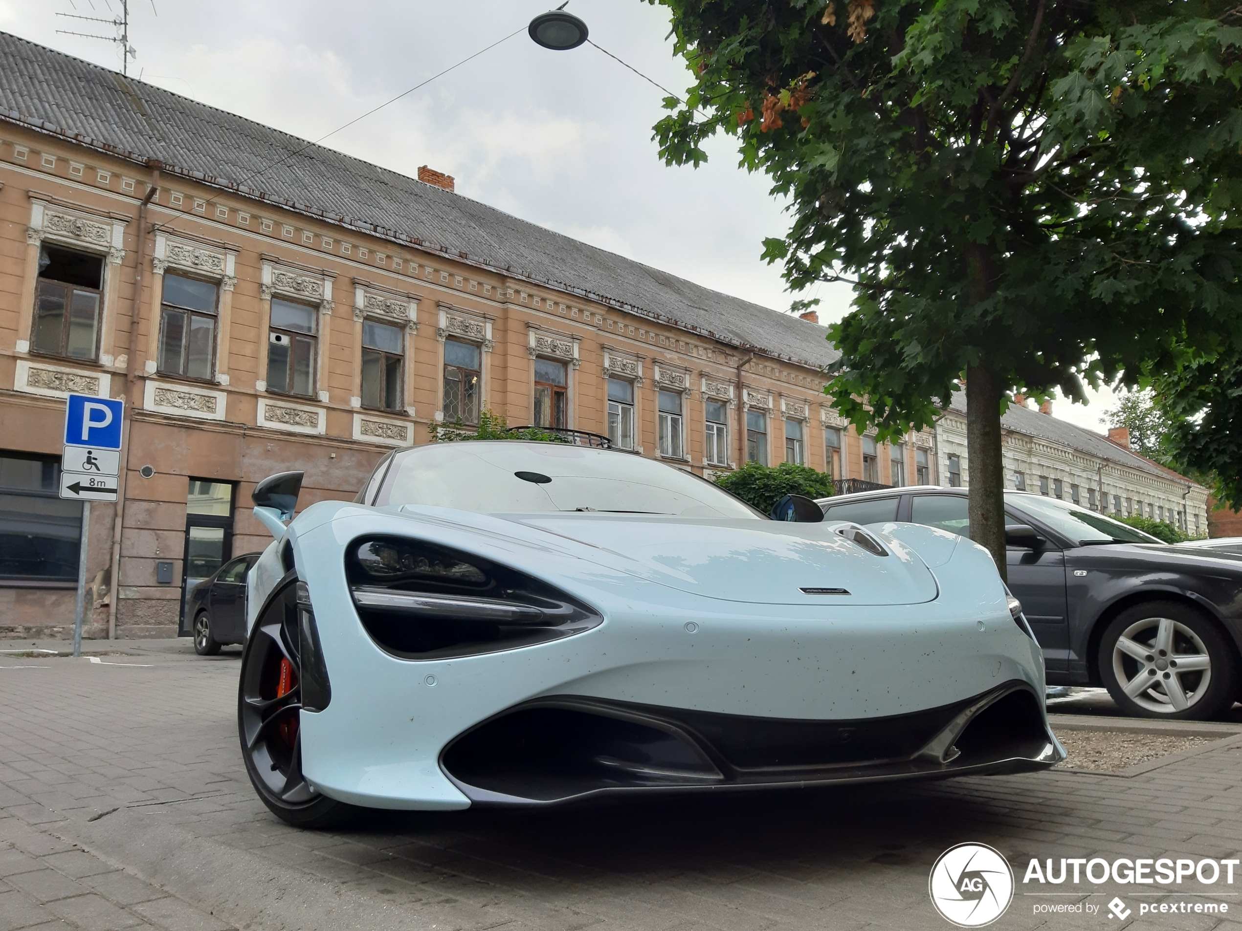 McLaren 720S