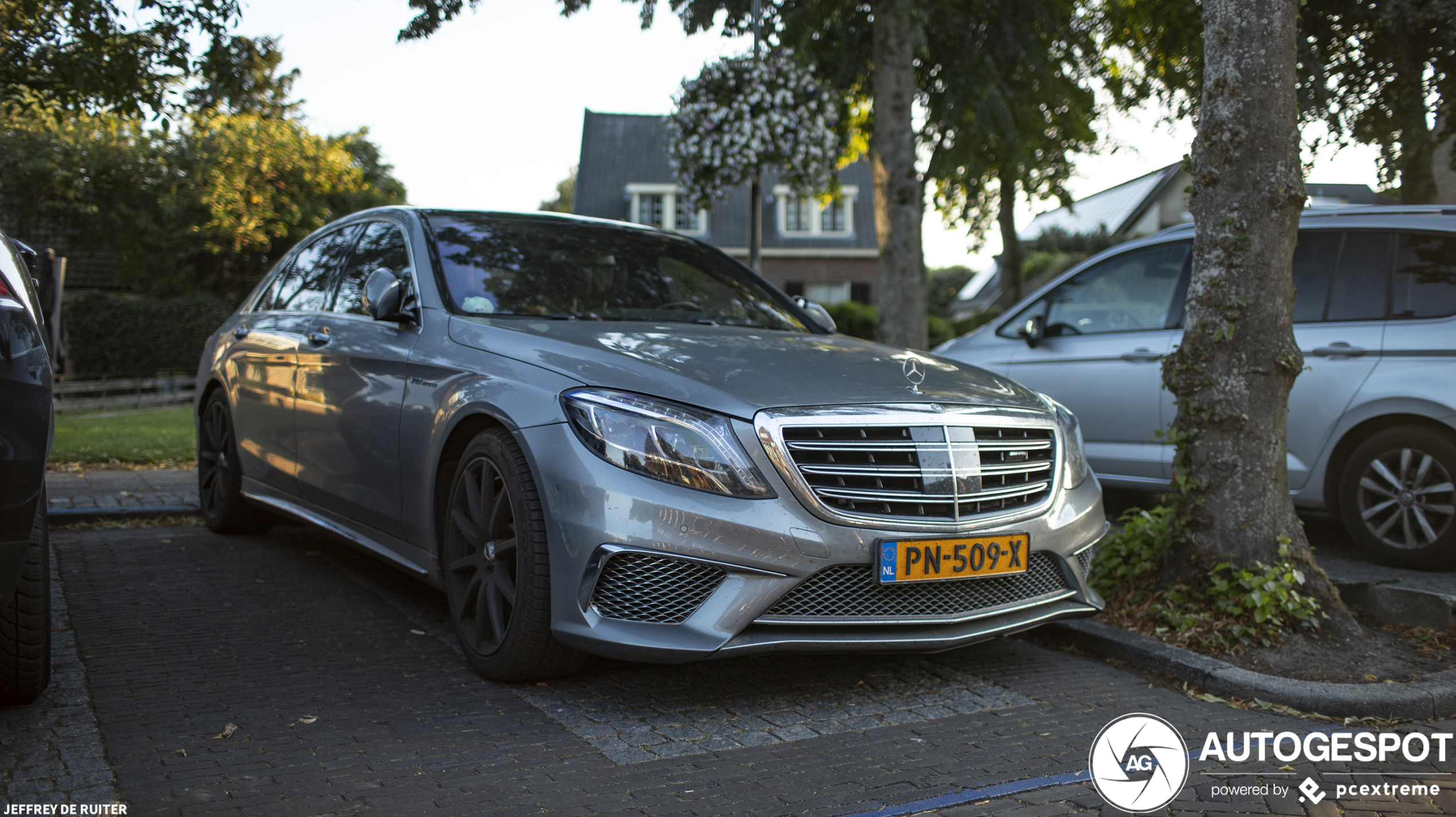 Mercedes-Benz S 65 AMG V222