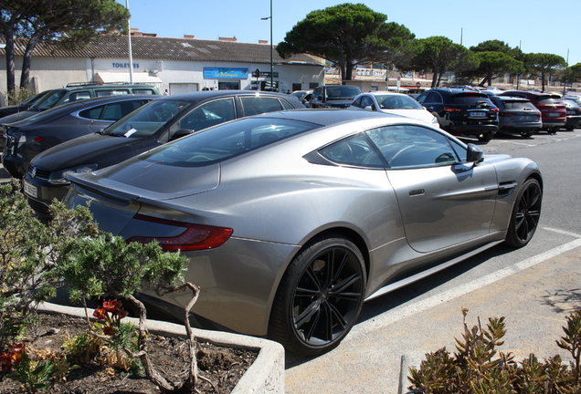 Aston Martin Vanquish 2013