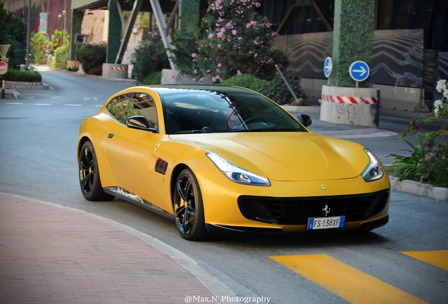 Ferrari GTC4Lusso