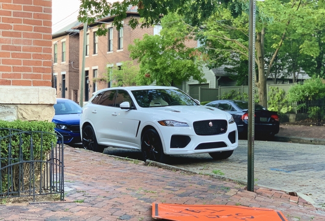 Jaguar F-PACE SVR