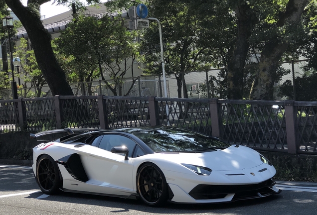 Lamborghini Aventador LP770-4 SVJ