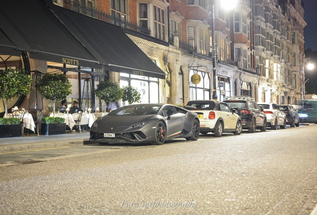 Lamborghini Huracán LP640-4 Performante