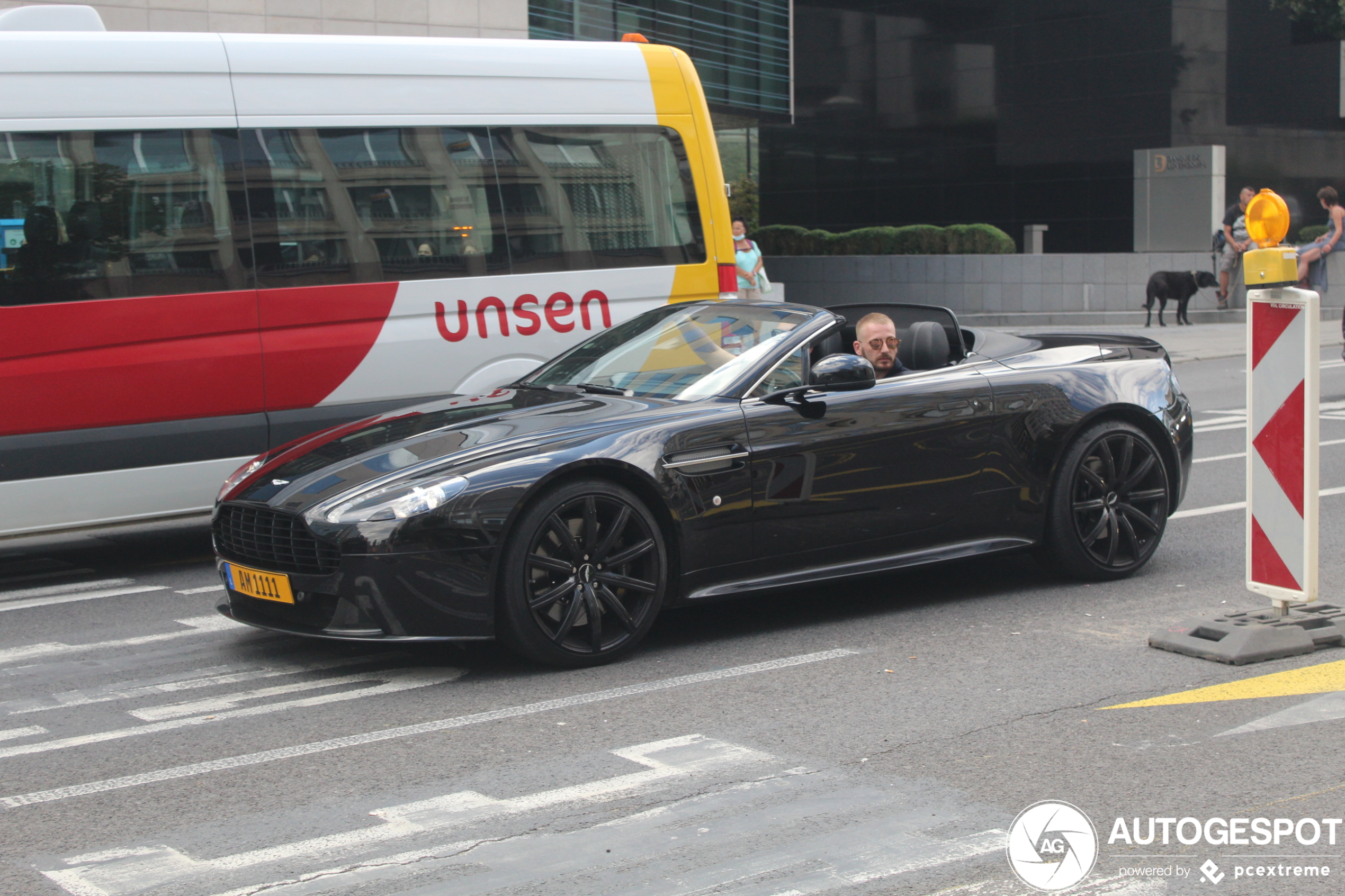 Aston Martin V8 Vantage S Roadster