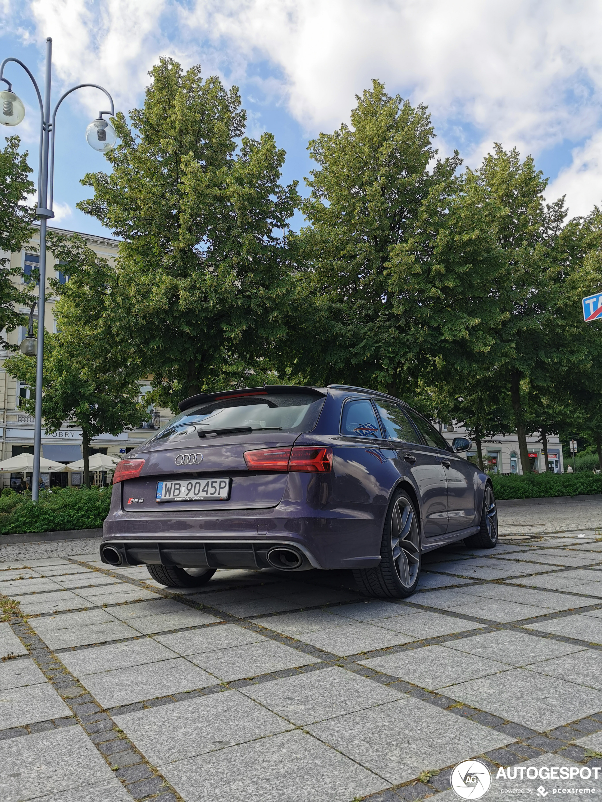 Audi RS6 Avant C7 2015