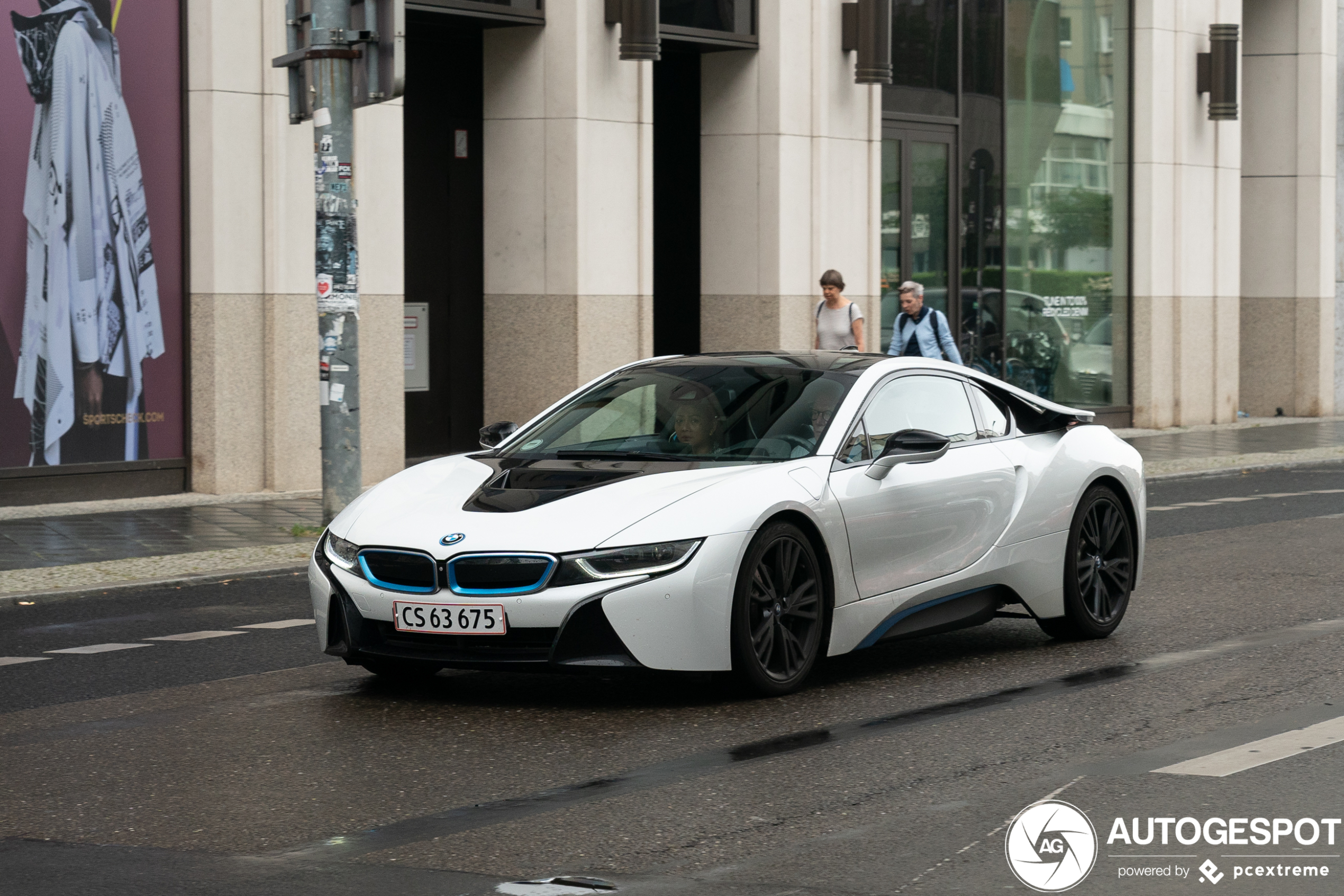 BMW i8