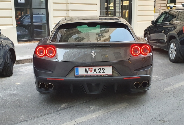 Ferrari GTC4Lusso