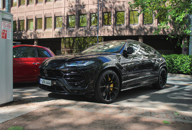 Lamborghini Urus