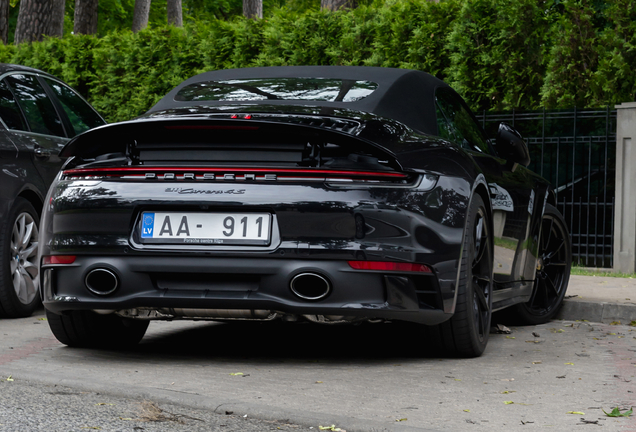 Porsche 992 carrera 4s cabriolet