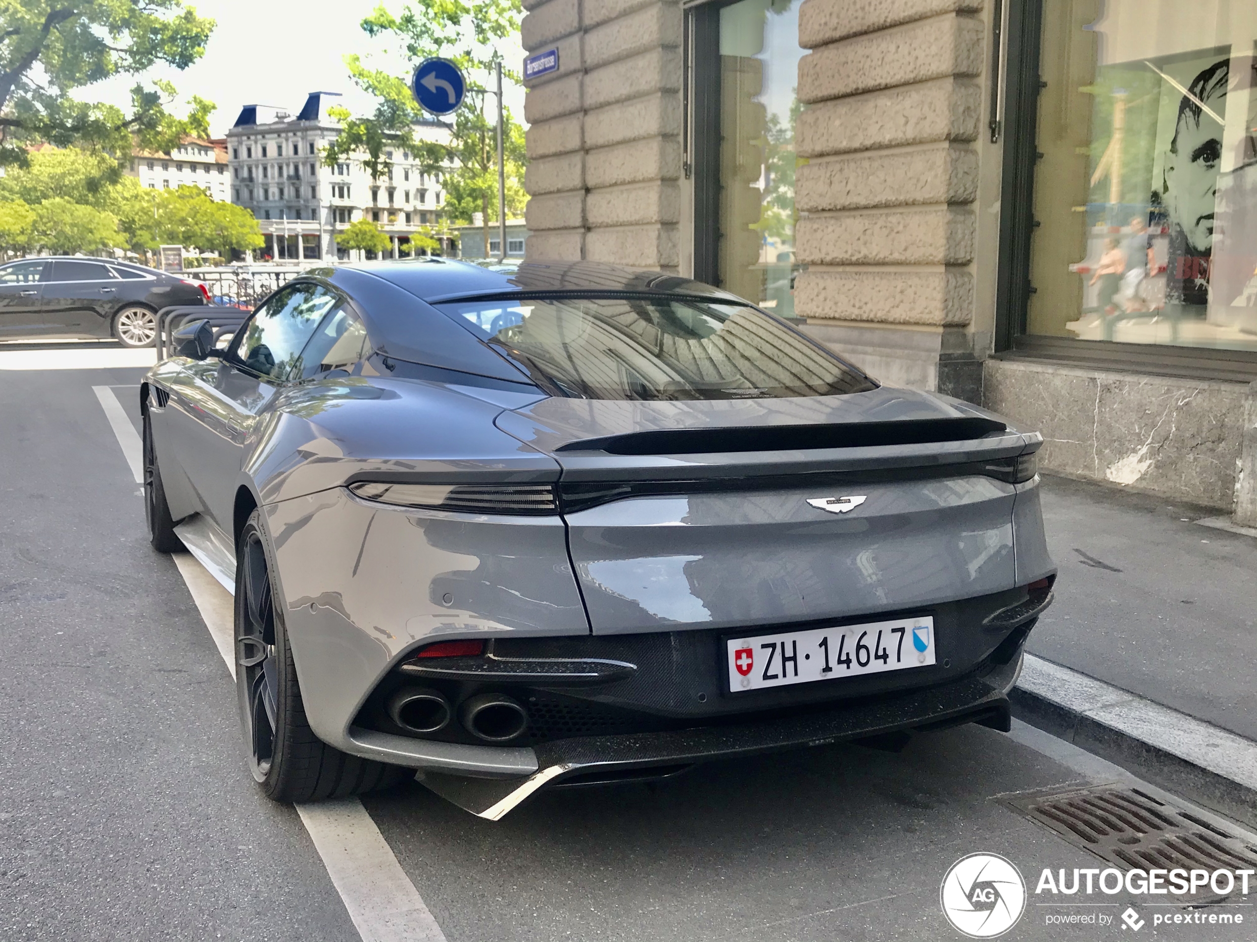 Aston Martin DBS Superleggera