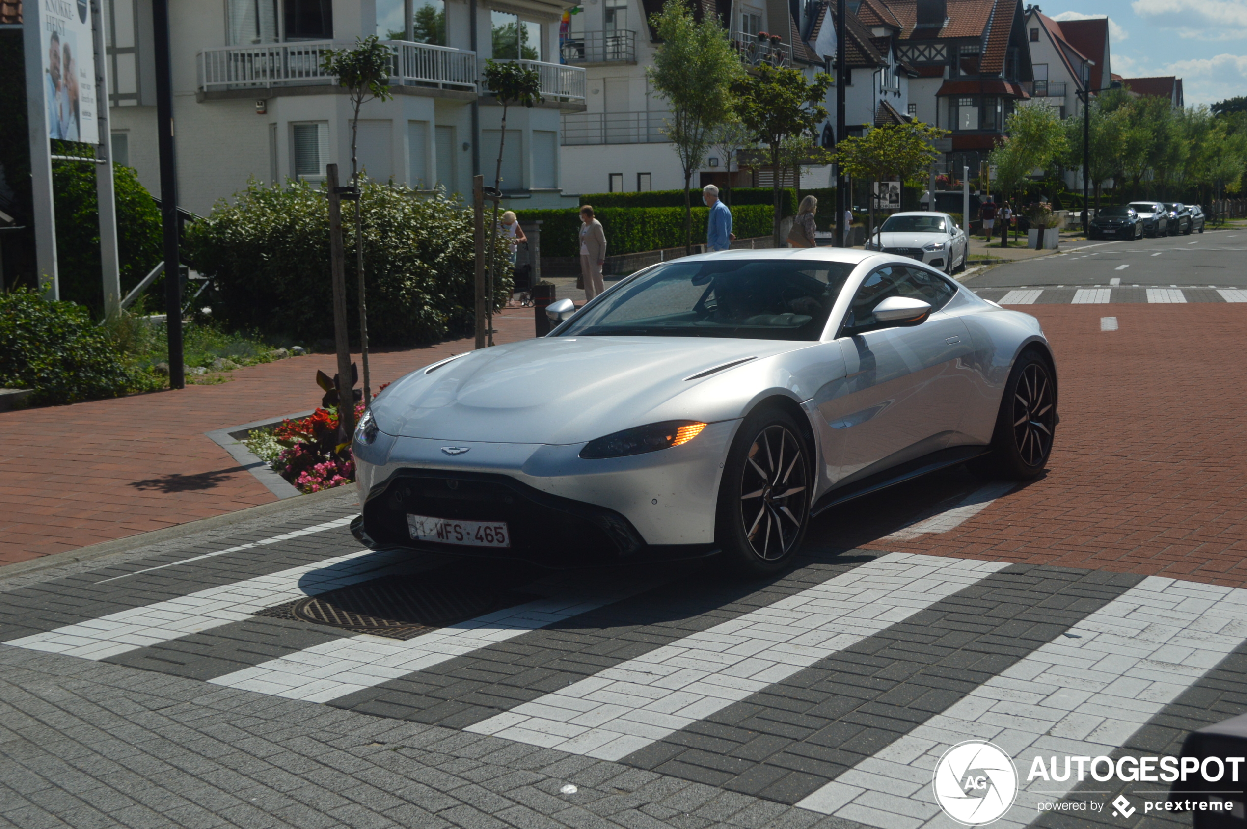 Aston Martin V8 Vantage 2018