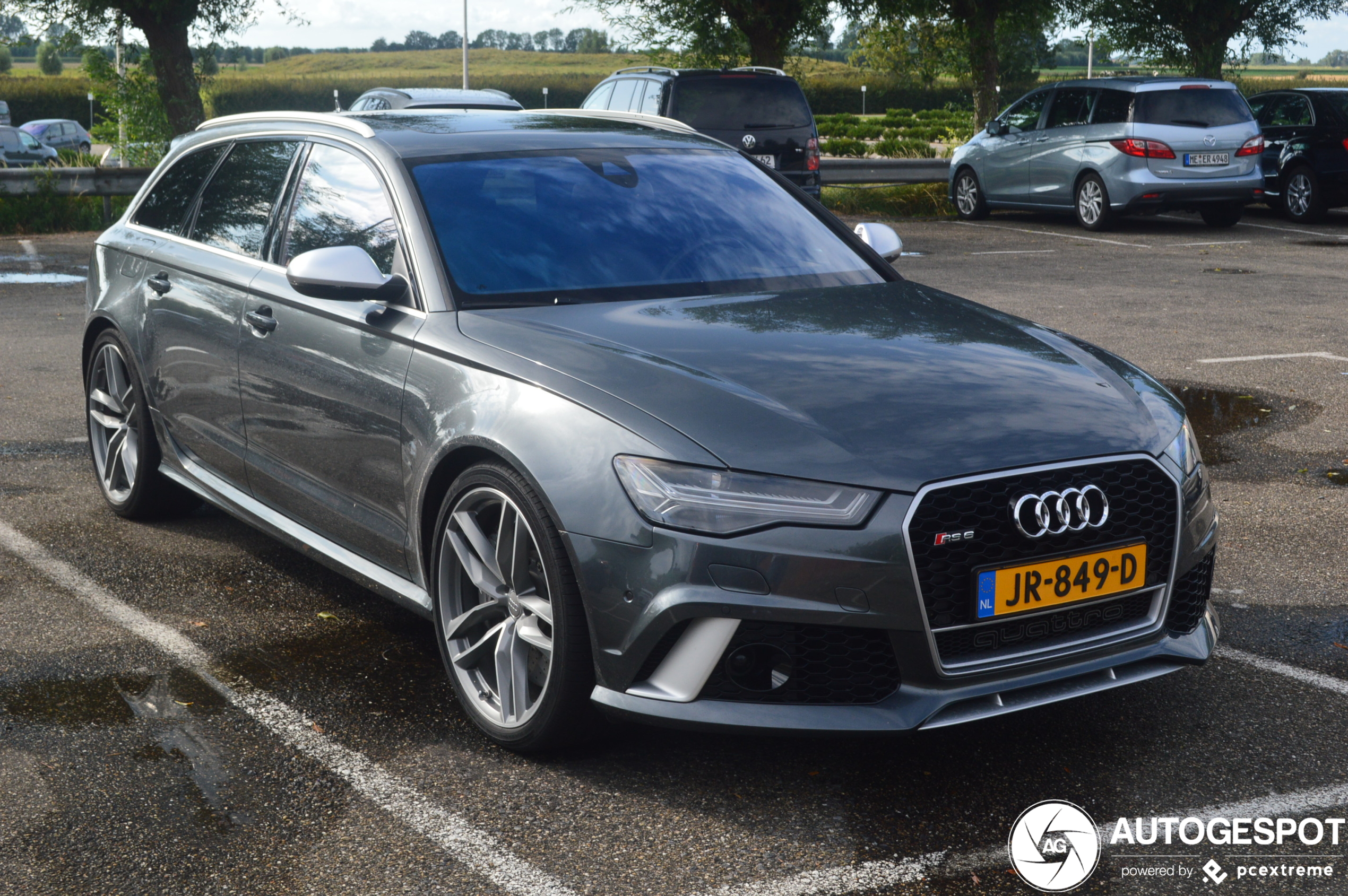 Audi RS6 Avant C7 2015