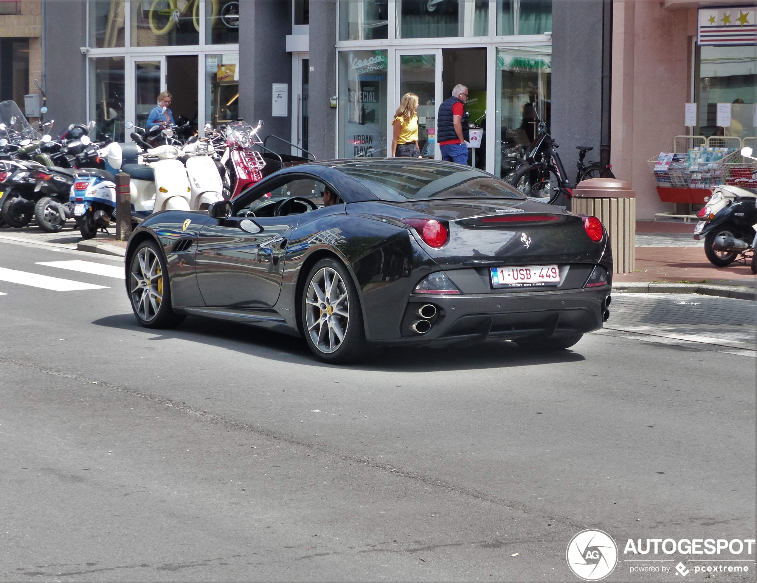 Ferrari California