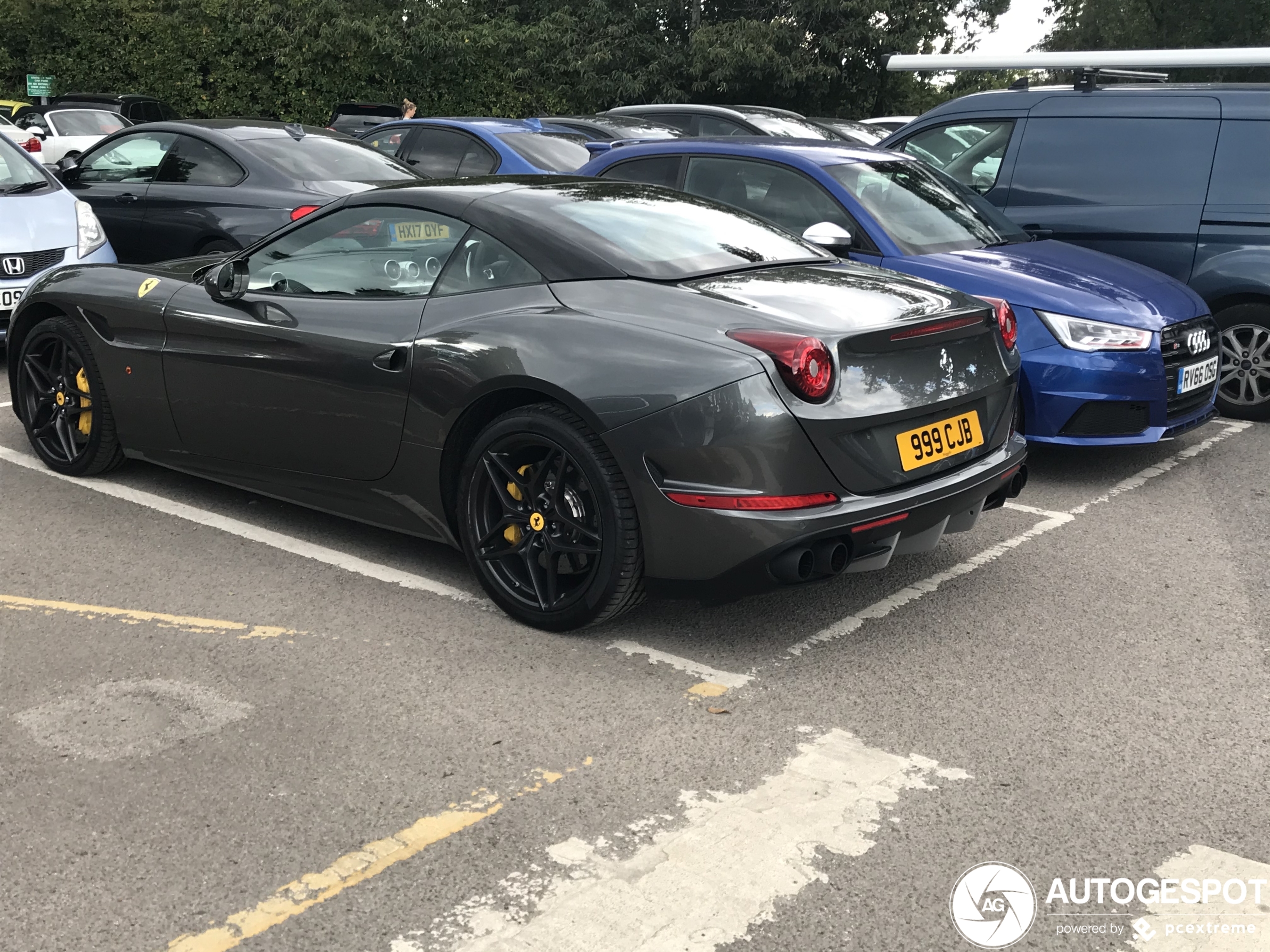 Ferrari California T