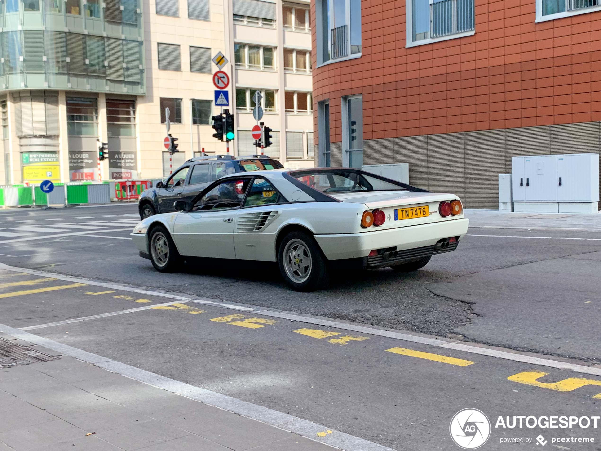 Ferrari Mondial 3.2