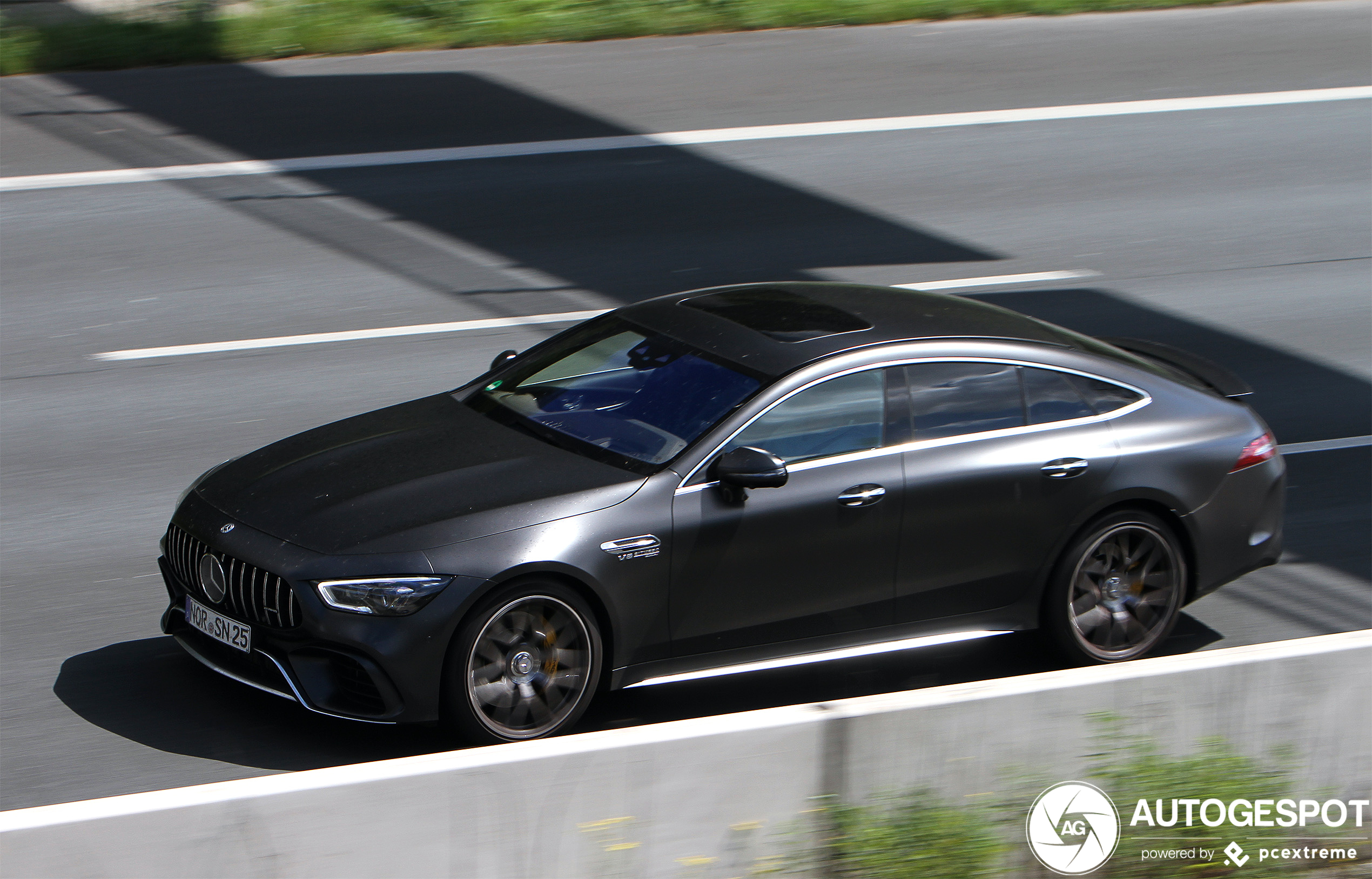 Mercedes-AMG GT 63 S X290