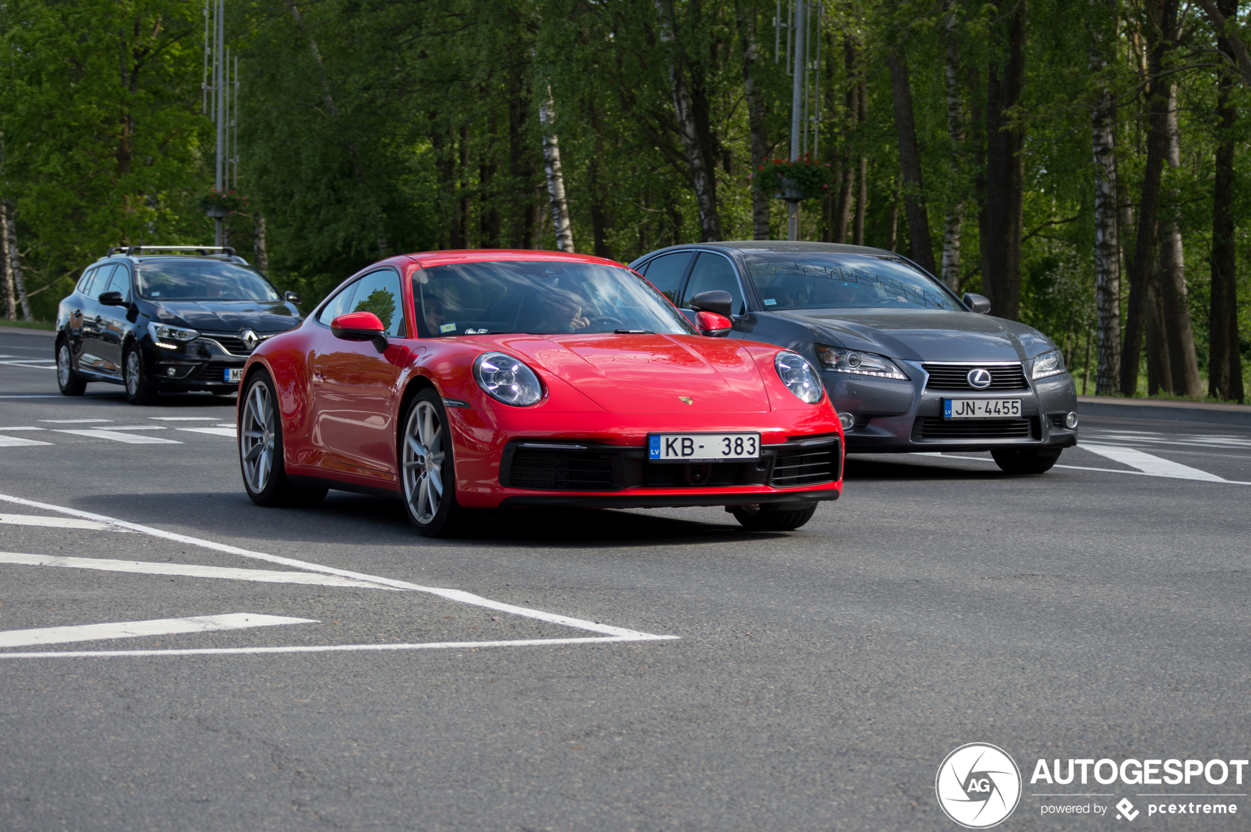 Porsche 992 Carrera 4S