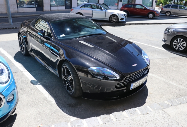 Aston Martin V8 Vantage Roadster 2012