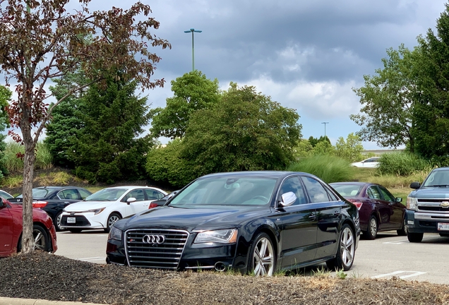 Audi S8 D4