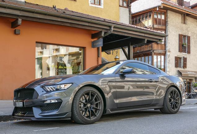 Ford Mustang Shelby GT350 2015