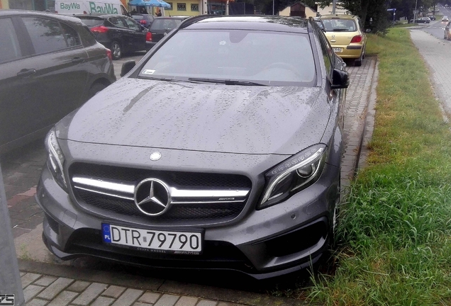 Mercedes-AMG GLA 45 X156