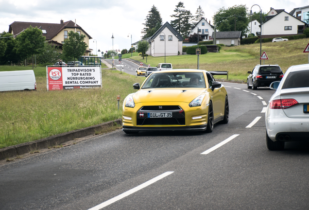 Nissan GT-R 2012