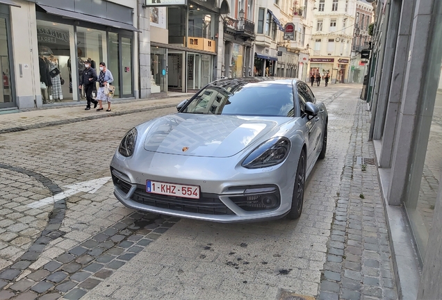 Porsche 971 Panamera Turbo S E-Hybrid Sport Turismo