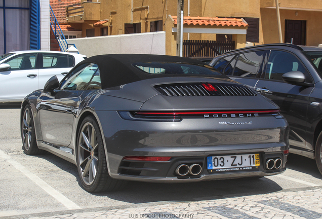 Porsche 992 Carrera 4S Cabriolet