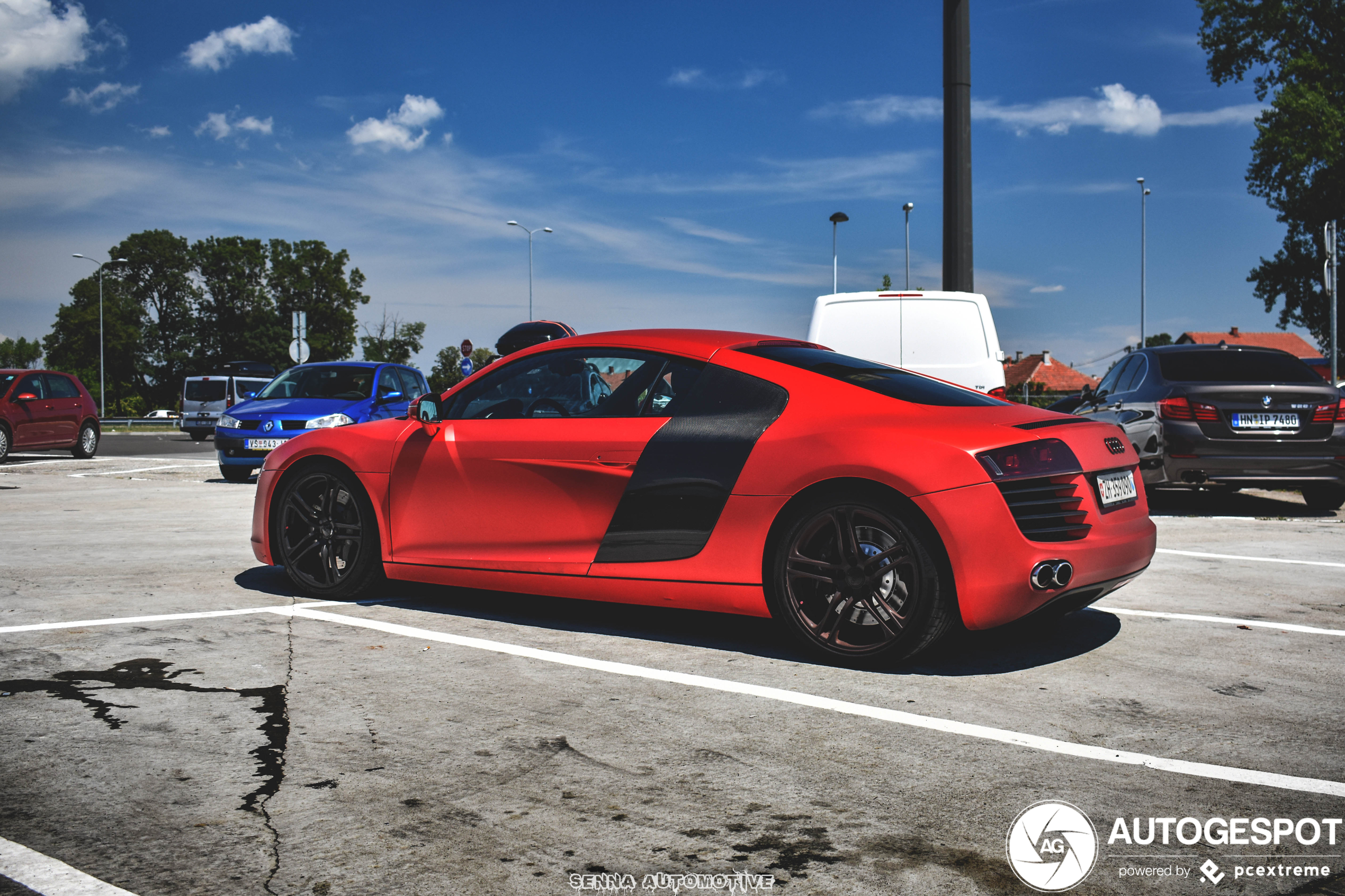 Audi R8