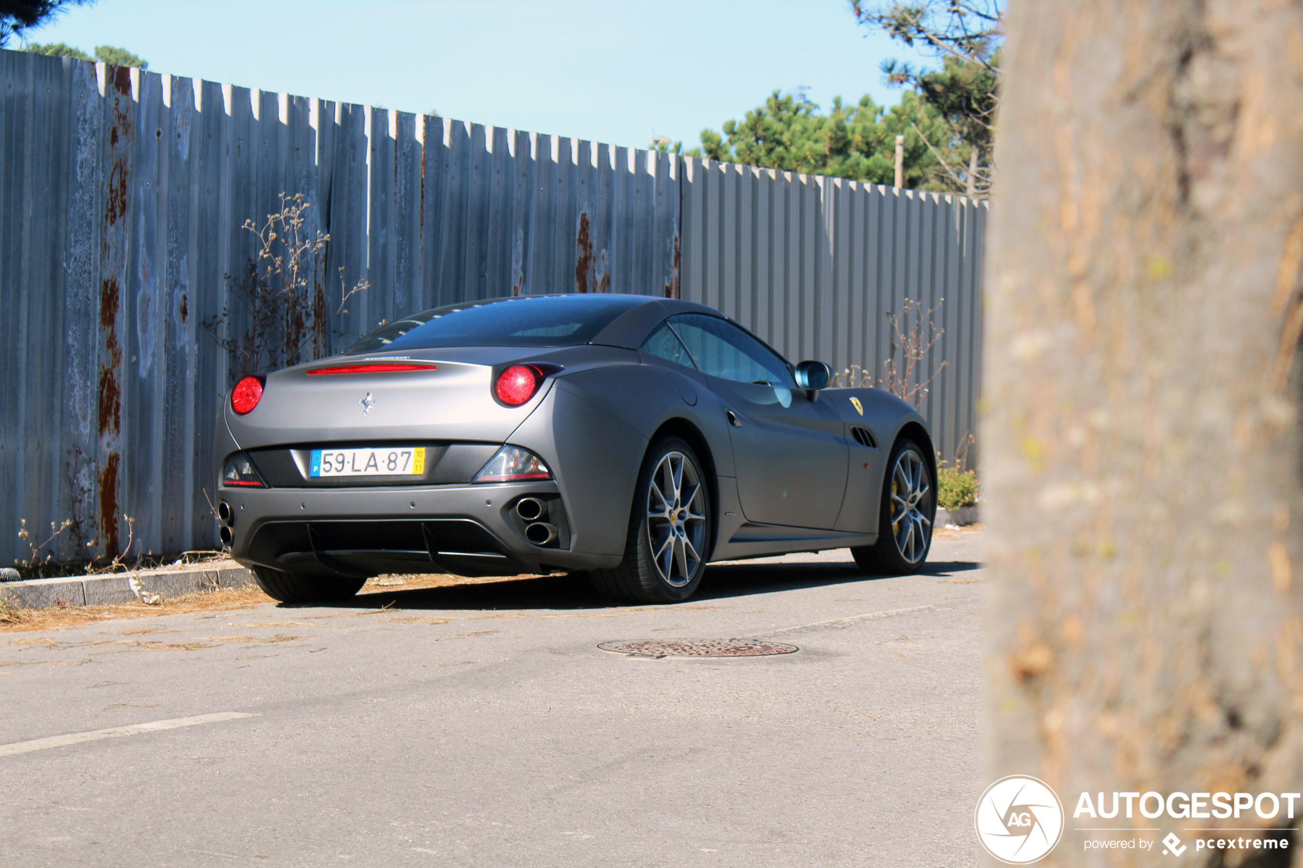 Ferrari California