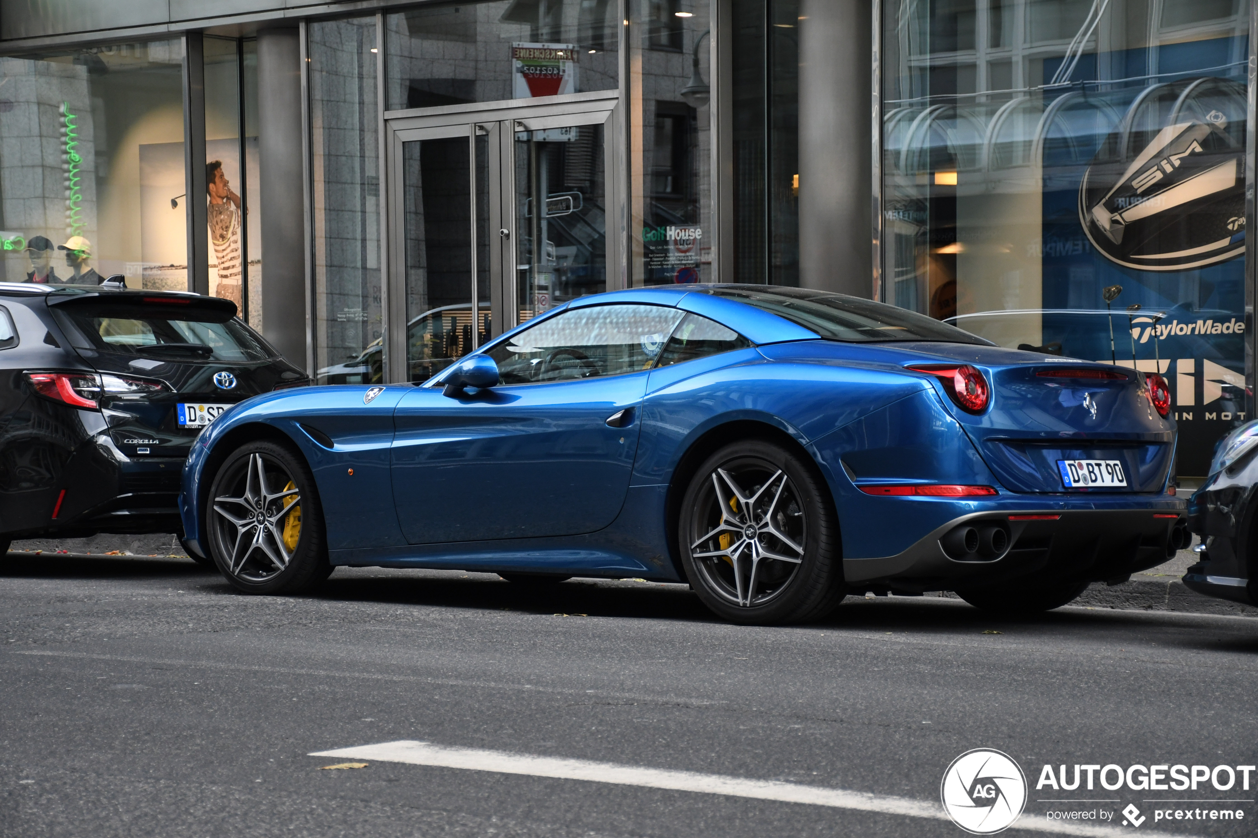 Ferrari California T