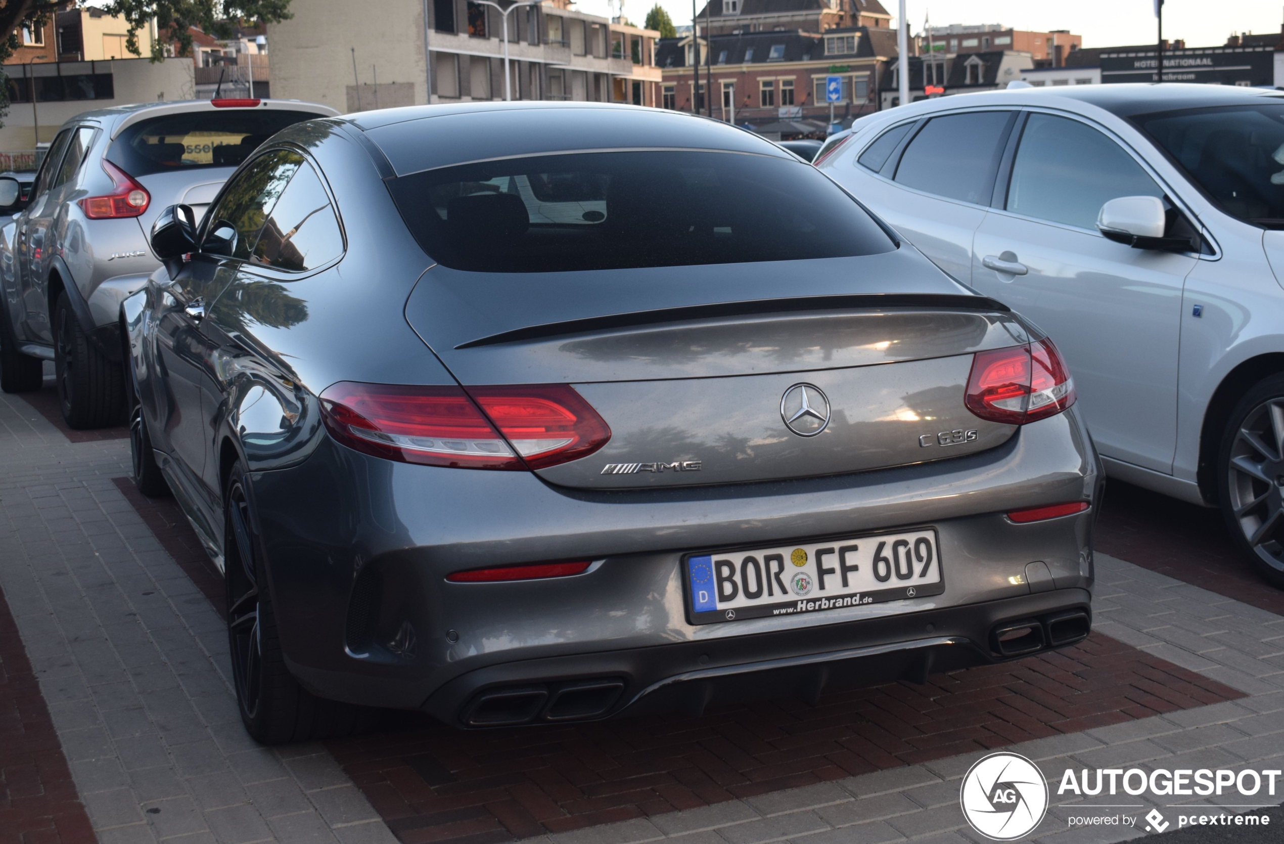 Mercedes-AMG C 63 S Coupé C205