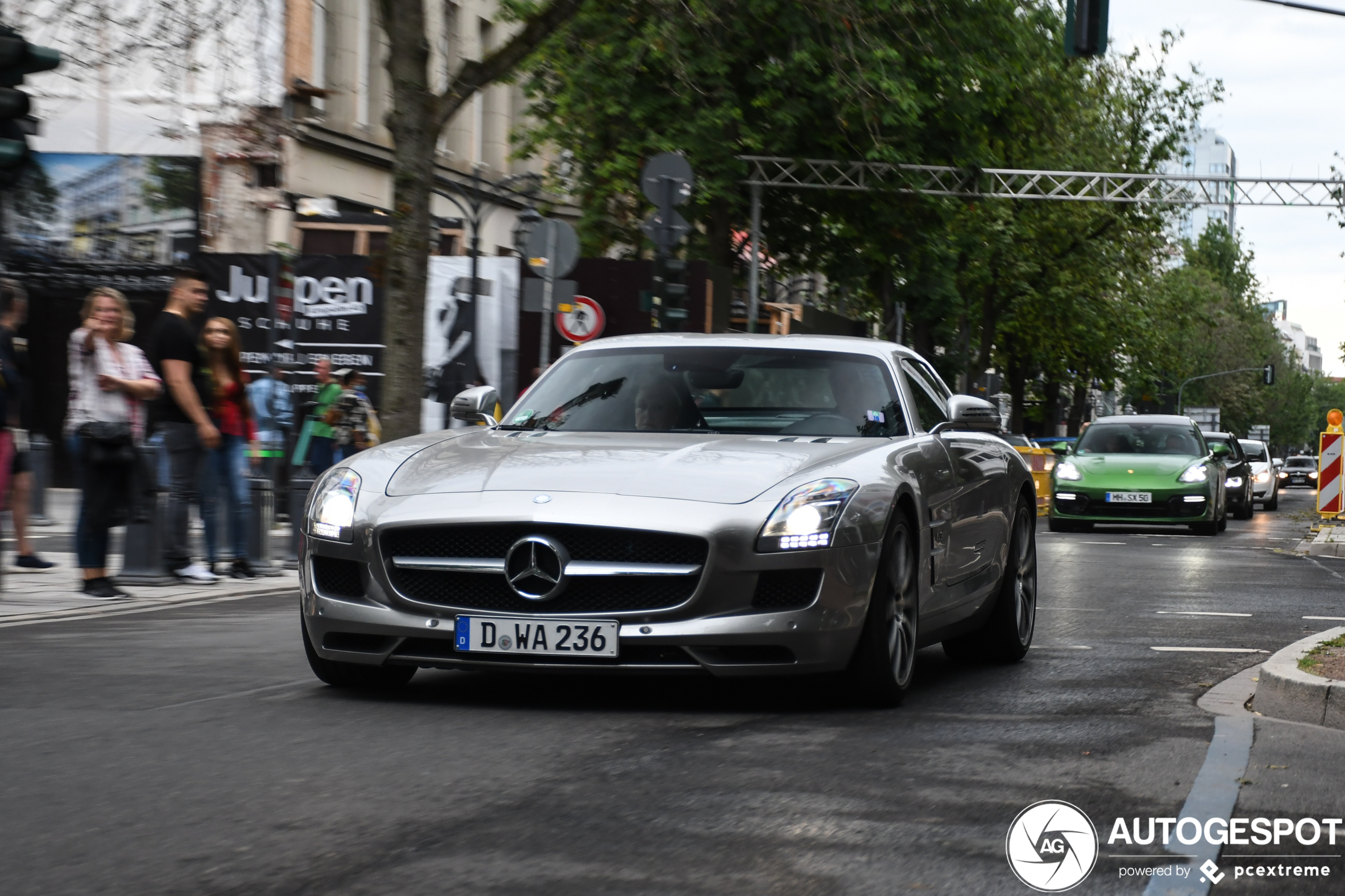 Mercedes-Benz SLS AMG