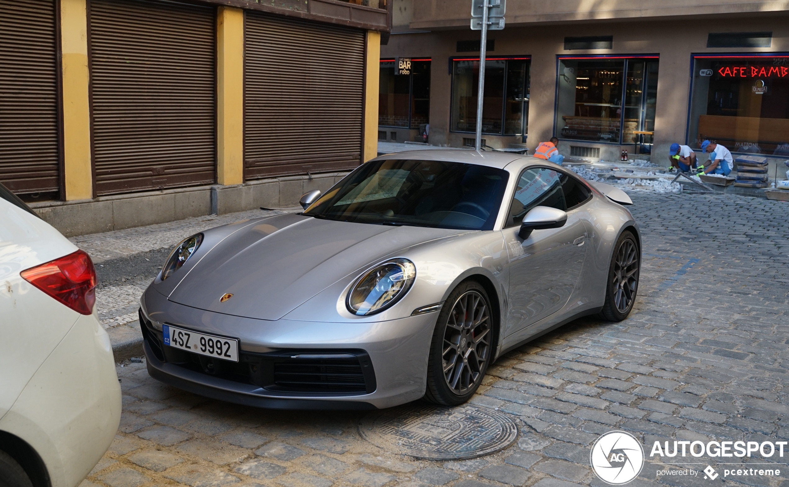 Porsche 992 Carrera 4S