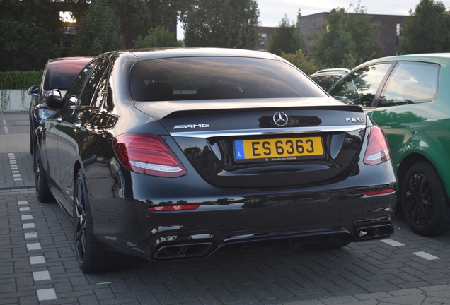 Mercedes-AMG E 63 S W213