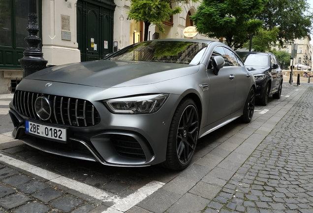 Mercedes-AMG GT 63 S X290