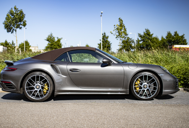 Porsche 991 Turbo S Cabriolet MkII